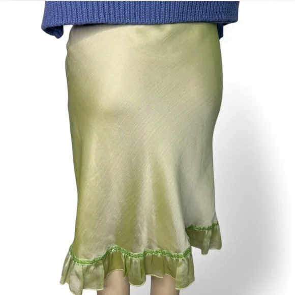 90s vintage lime green ruffle low rise skirt with sequin trim - Picture 7 of 9